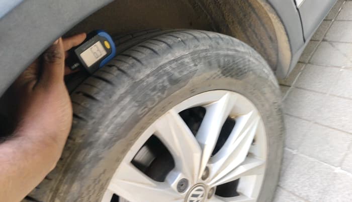 2019 Volkswagen TIGUAN HIGHLINE TDI AT, Diesel, Automatic, 74,005 km, tyre