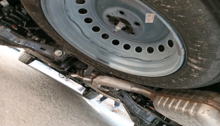 2025 Mahindra XUV700 MX Petrol MT 7 STR, Petrol, Manual, 506 km, tyre