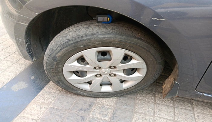 2016 Hyundai Elite i20 SPORTZ 1.2, Petrol, Manual, 60,207 km, tyre