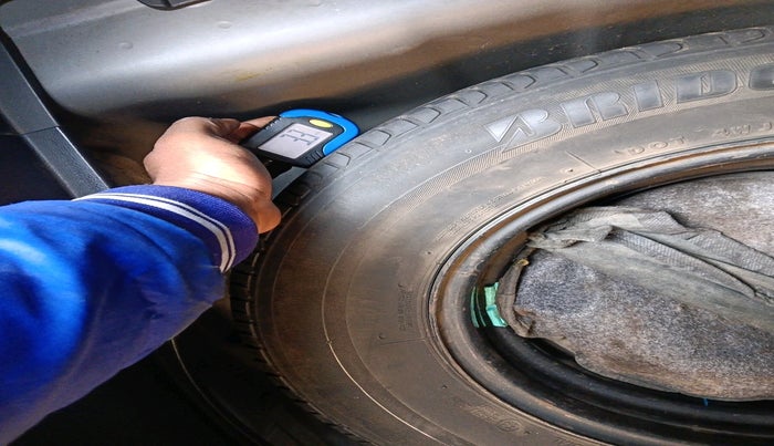 2016 Hyundai Elite i20 SPORTZ 1.2, Petrol, Manual, 60,207 km, tyre