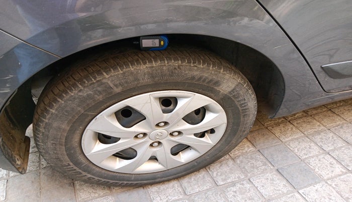 2016 Hyundai Elite i20 SPORTZ 1.2, Petrol, Manual, 60,207 km, tyre