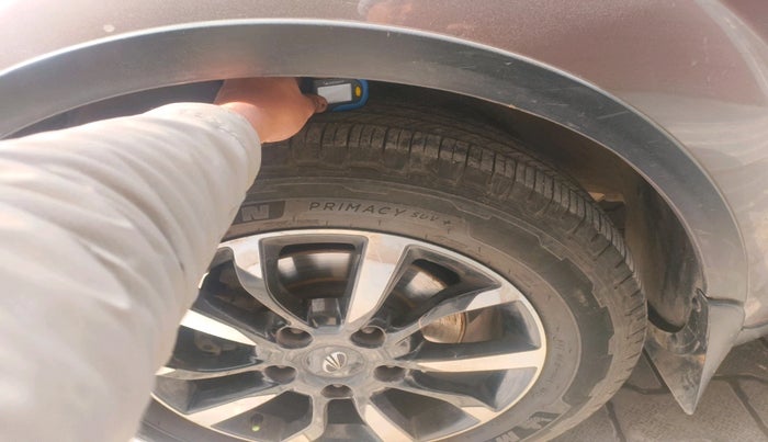 2018 Mahindra XUV500 W11, Diesel, Manual, 71,536 km, tyre