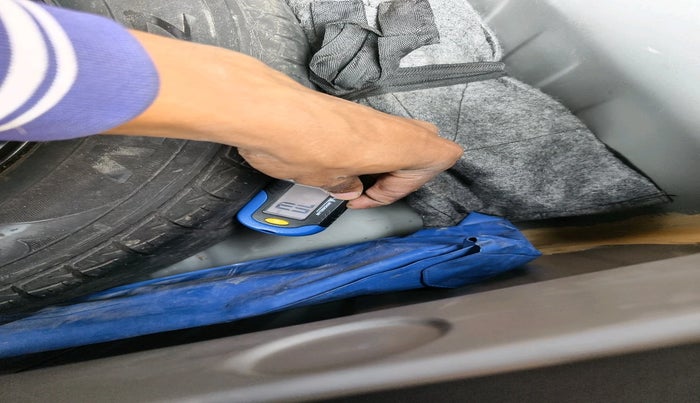 2020 Honda Amaze 1.2L I-VTEC VX CVT, Petrol, Automatic, 33,797 km, tyre