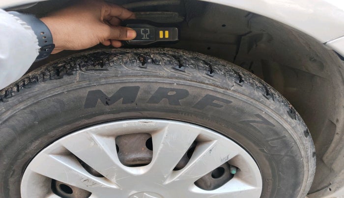 2014 Maruti Swift Dzire VXI, Petrol, Manual, 1,88,722 km, tyre