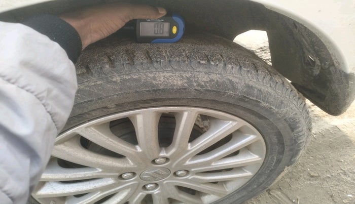 2023 Maruti Dzire ZXI CNG, Petrol, Manual, 68,866 km, tyre