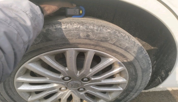 2023 Maruti Dzire ZXI CNG, Petrol, Manual, 68,866 km, tyre