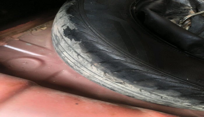 2014 Hyundai i20 MAGNA (O) 1.2, Petrol, Manual, 71,762 km, tyre