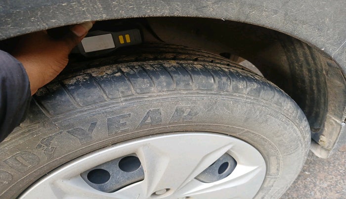 2018 Hyundai Creta E PLUS 1.6 PETROL, Petrol, Manual, 59,206 km, tyre