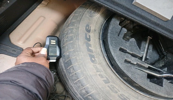 2018 Hyundai Creta E PLUS 1.6 PETROL, Petrol, Manual, 59,206 km, tyre