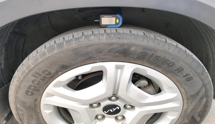 2023 KIA SONET HTK PLUS 1.5 IMT, Diesel, Manual, 35,071 km, tyre