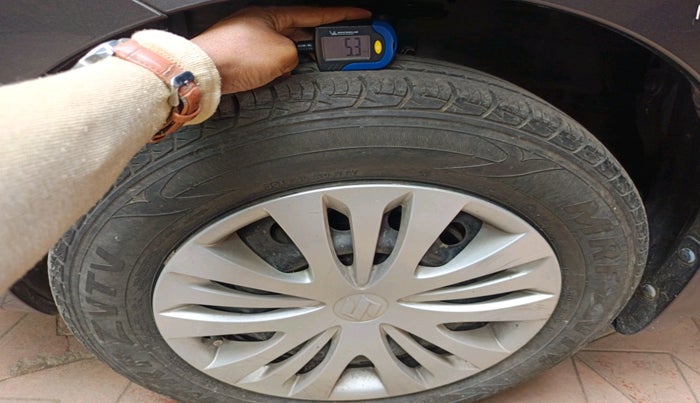 2012 Maruti Ertiga ZDI, Diesel, Manual, 32 km, tyre