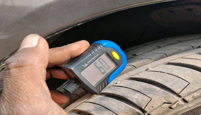 2013 Honda Amaze 1.5L I-DTEC S, Diesel, Manual, 83,850 km, tyre