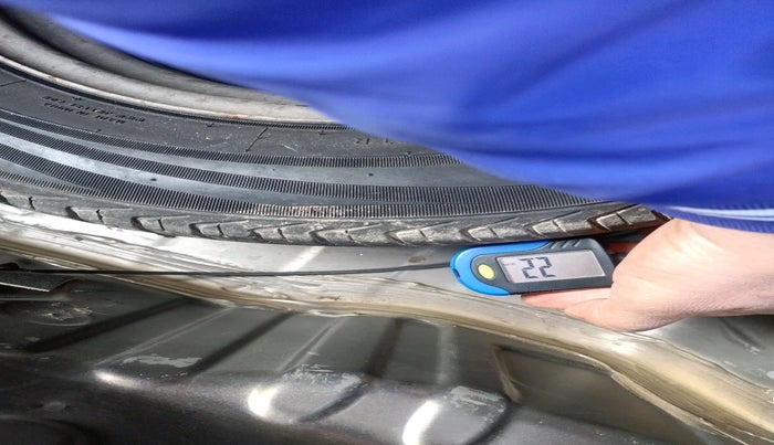 2019 Renault Kwid RXL, Petrol, Manual, 55,620 km, tyre