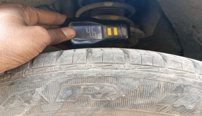 2015 Hyundai Grand i10 SPORTZ 1.2 KAPPA VTVT, Petrol, Manual, 32,943 km, tyre