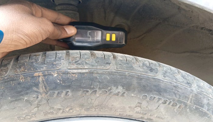 2015 Hyundai Grand i10 SPORTZ 1.2 KAPPA VTVT, Petrol, Manual, 32,943 km, tyre