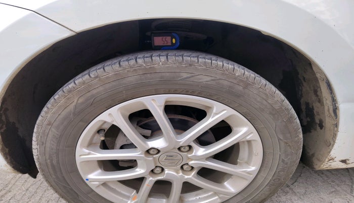 2018 Maruti Swift ZXI AMT, Petrol, Automatic, 40,313 km, tyre