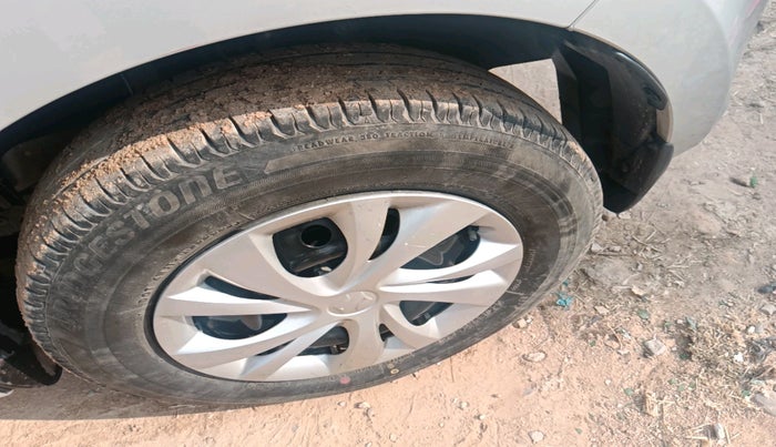 2023 Maruti Swift VXI CNG, Petrol, Manual, 22,329 km, tyre