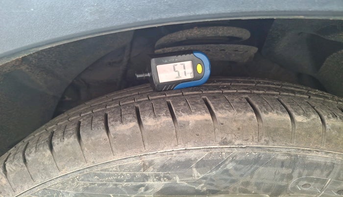 2023 Mahindra XUV300 W6 1.2 PETROL, Petrol, Manual, 13,525 km, tyre