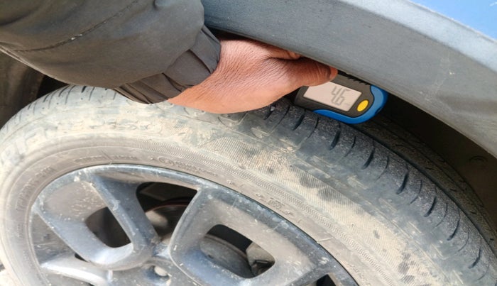 2021 Maruti IGNIS ZETA 1.2, Petrol, Manual, 33,891 km, tyre