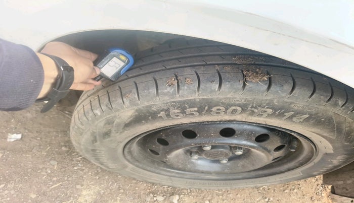 2018 Maruti Dzire VDI, Diesel, Manual, 73,535 km, tyre