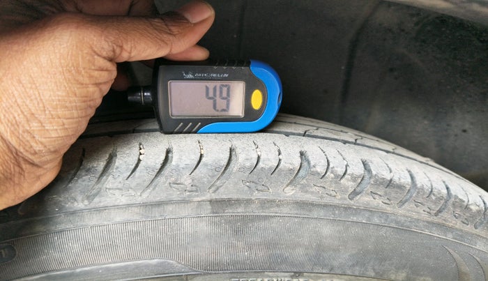 2023 Maruti XL6 ZETA CNG, CNG, Manual, 49,000 km, tyre