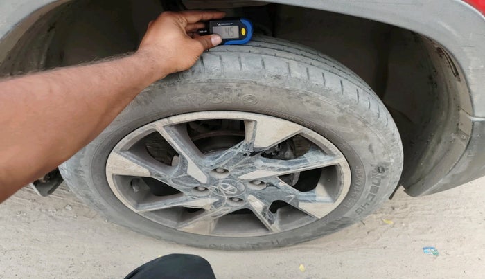 2021 Tata PUNCH CREATIVE  MT, Petrol, Manual, 22,820 km, tyre