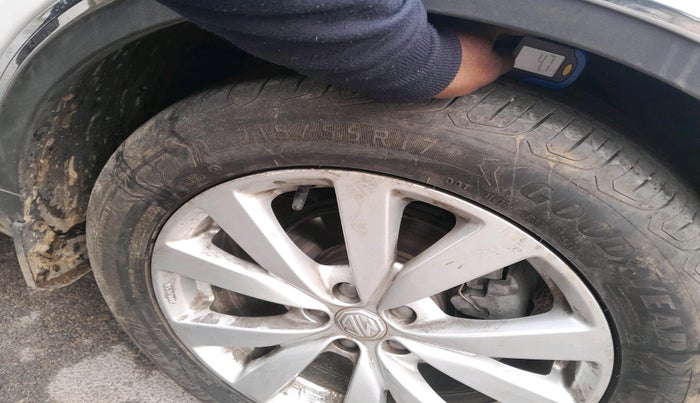 2023 MG ASTOR SMART 1.5 MT, Petrol, Manual, 18,692 km, tyre