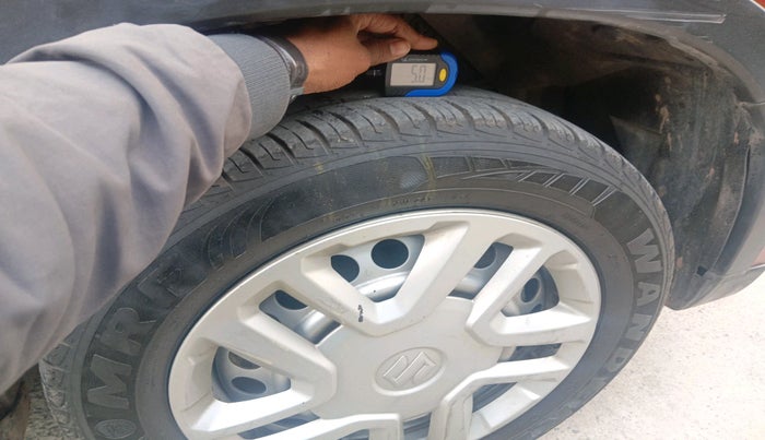 2017 Maruti Vitara Brezza LDI (O), Diesel, Manual, 95,358 km, tyre