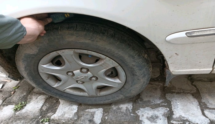 2011 Hyundai Accent EXECUTIVE, Petrol, Manual, 91,208 km, tyre