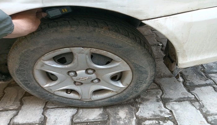 2011 Hyundai Accent EXECUTIVE, Petrol, Manual, 91,208 km, tyre