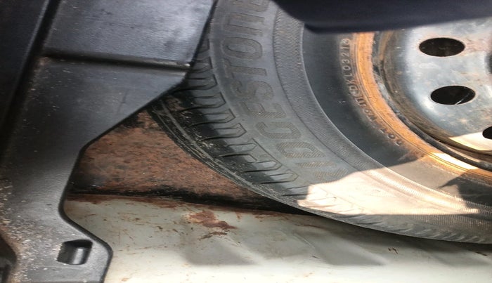 2019 Maruti Dzire VDI, Diesel, Manual, 2,45,594 km, tyre