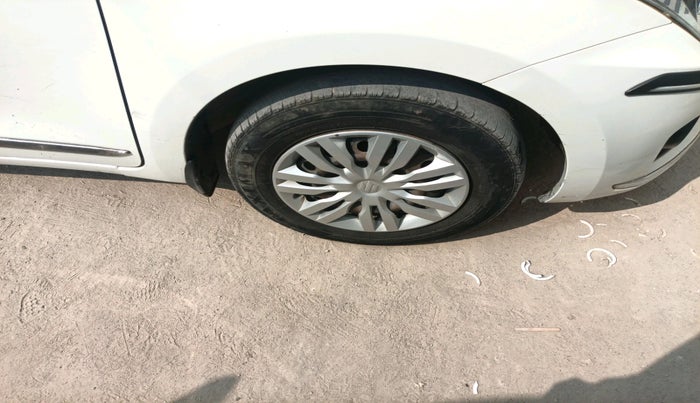 2019 Maruti Dzire VDI, Diesel, Manual, 2,45,594 km, tyre