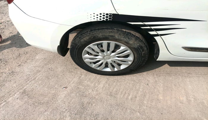 2019 Maruti Dzire VDI, Diesel, Manual, 2,45,594 km, tyre