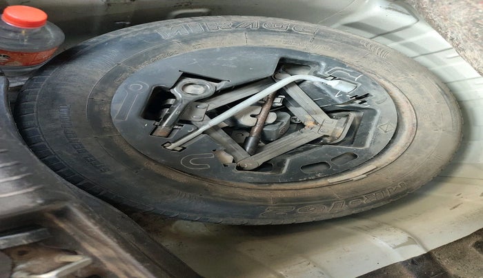 2012 Hyundai i20 MAGNA (O) 1.4 CRDI, Diesel, Manual, 1,24,101 km, tyre