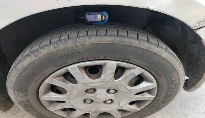 2012 Hyundai i20 MAGNA (O) 1.4 CRDI, Diesel, Manual, 1,24,101 km, tyre