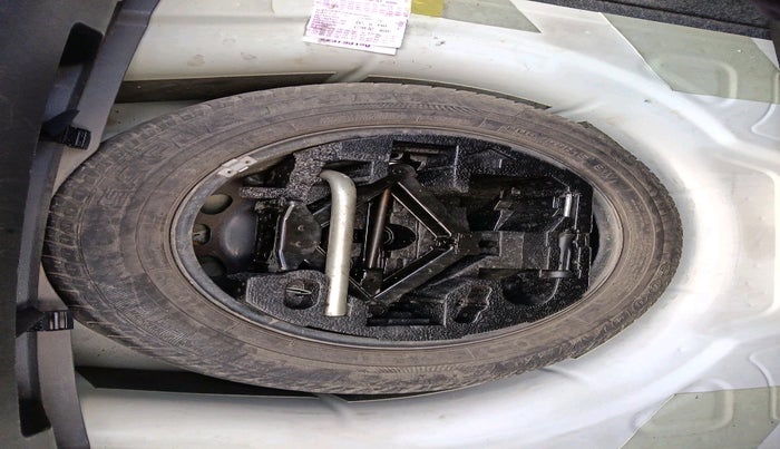 2014 Volkswagen Jetta COMFORTLINE TSI, Petrol, Manual, 70,114 km, tyre