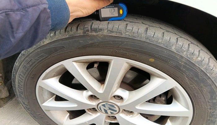 2014 Volkswagen Jetta COMFORTLINE TSI, Petrol, Manual, 70,114 km, tyre