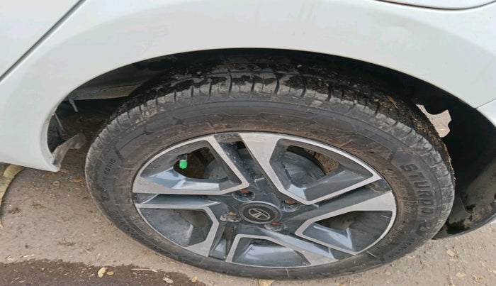 2022 Tata Tiago XZ PLUS PETROL, Petrol, Manual, 73,817 km, tyre