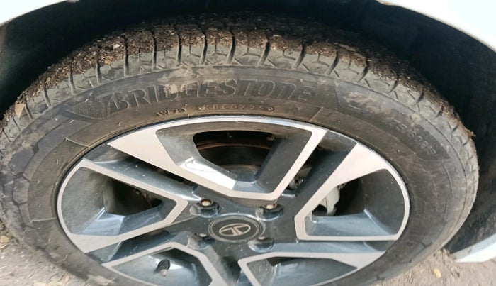 2022 Tata Tiago XZ PLUS PETROL, Petrol, Manual, 73,817 km, tyre