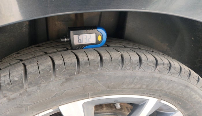 2022 Skoda SLAVIA AMBITION 1.0L TSI AT, Petrol, Automatic, 95,745 km, tyre