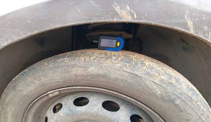 2018 Tata Tiago XTA PETROL, Petrol, Automatic, 61,603 km, tyre