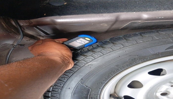 2018 Tata Tiago XTA PETROL, Petrol, Automatic, 61,603 km, tyre