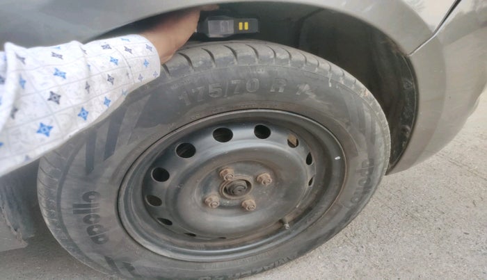 2012 Chevrolet Sail UVA 1.3 BASE, Diesel, Manual, 1,15,429 km, tyre