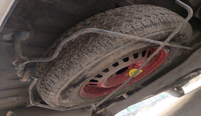 2019 Renault TRIBER RXT, Petrol, Manual, 41,453 km, tyre