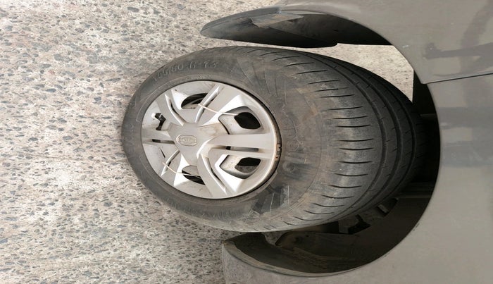 2018 Datsun Redi Go A, Petrol, Manual, 1,32,854 km, tyre