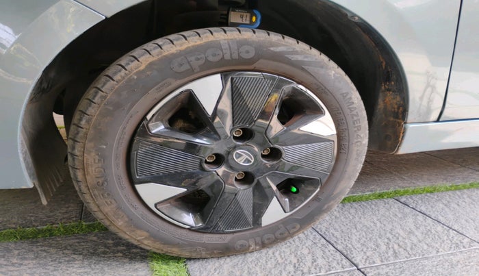 2023 Tata TIAGO EV XZ PLUS LONG RANGE, Electric, Automatic, 34,850 km, tyre