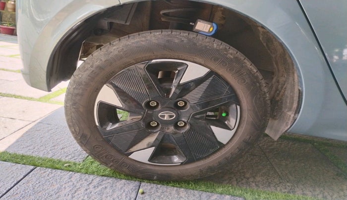 2023 Tata TIAGO EV XZ PLUS LONG RANGE, Electric, Automatic, 34,850 km, tyre