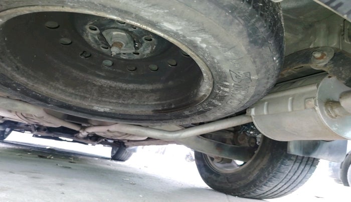 2015 Mahindra XUV500 W10, Diesel, Manual, 1,25,086 km, tyre