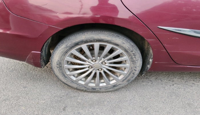 2015 Maruti Ciaz ZDI+ SHVS, Diesel, Manual, 97,608 km, tyre