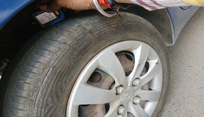 2012 Hyundai Eon MAGNA +, Petrol, Manual, 73,104 km, tyre